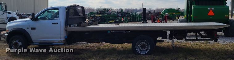 image for item IF9334 2012 Dodge Ram 5500HD  rollback truck