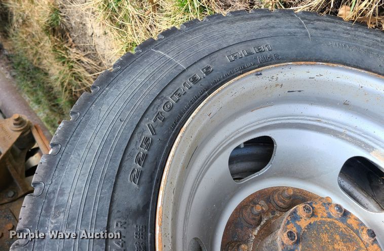 image for item IF9334 2012 Dodge Ram 5500HD  rollback truck