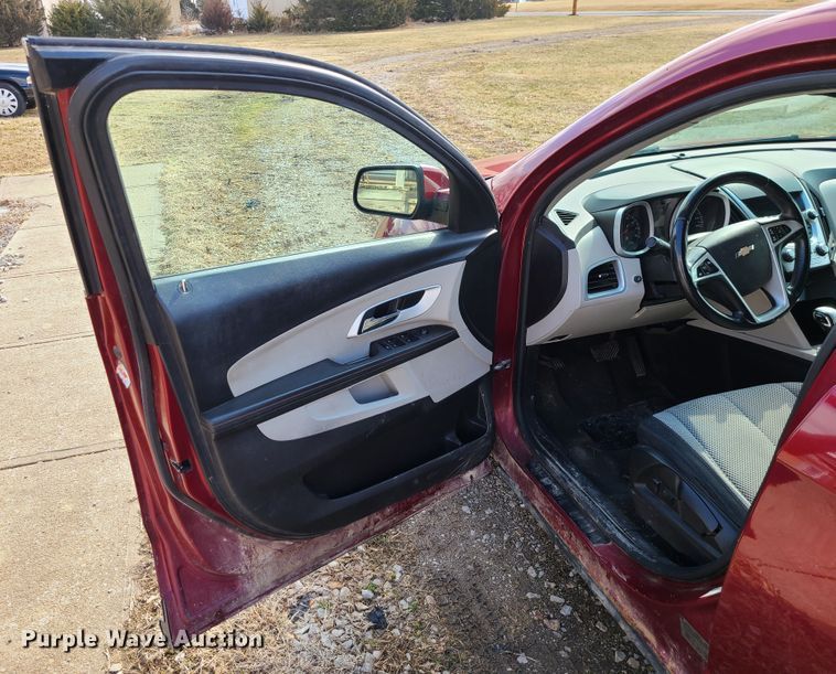 image for item IF9335 2010 Chevrolet Equinox  SUV