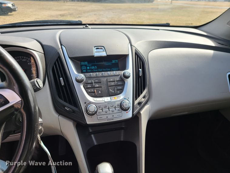 image for item IF9335 2010 Chevrolet Equinox  SUV