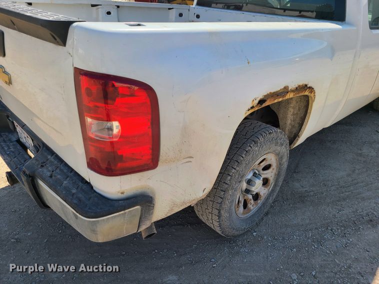 image for item IF9347 2008 Chevrolet Silverado 1500  Ext. Cab pickup truck