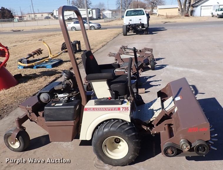 image for item IH9588 Grasshopper 735BT6  ZTR lawn mower