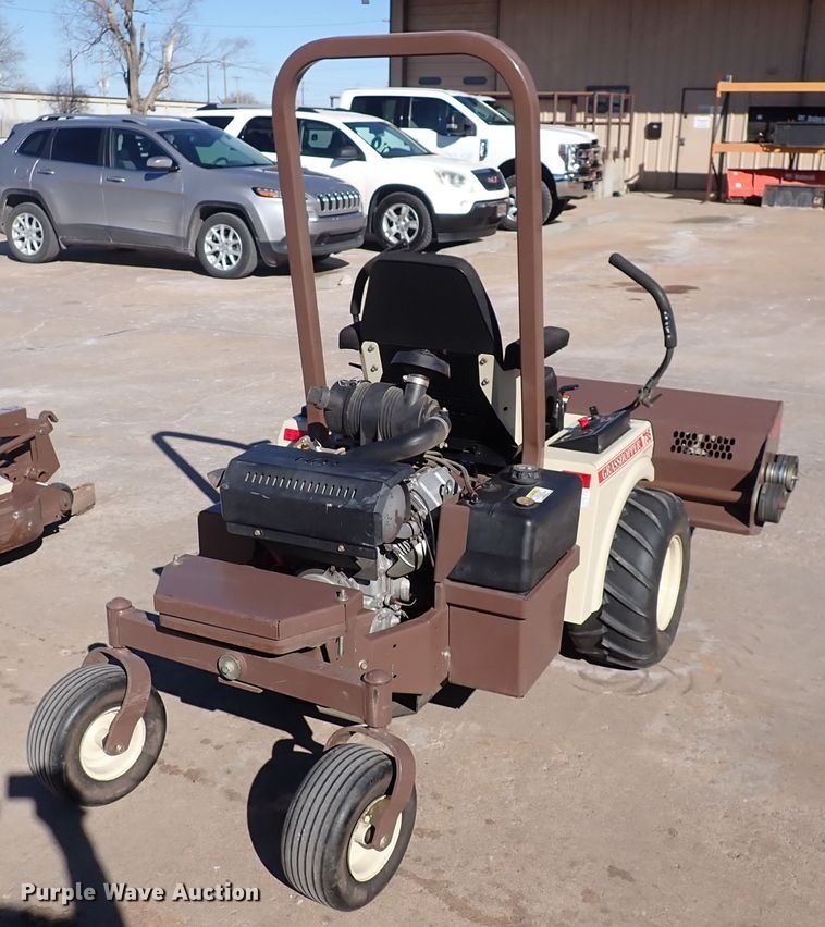 image for item IH9588 Grasshopper 735BT6  ZTR lawn mower