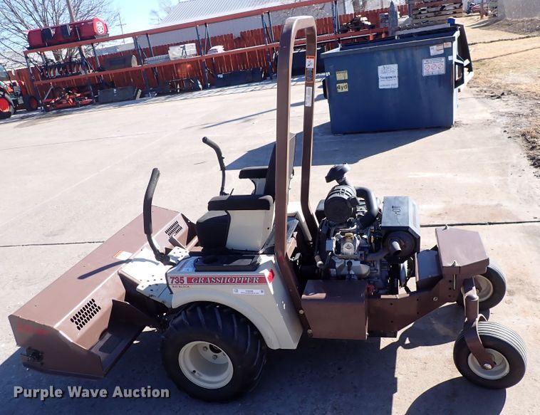 image for item IH9588 Grasshopper 735BT6  ZTR lawn mower