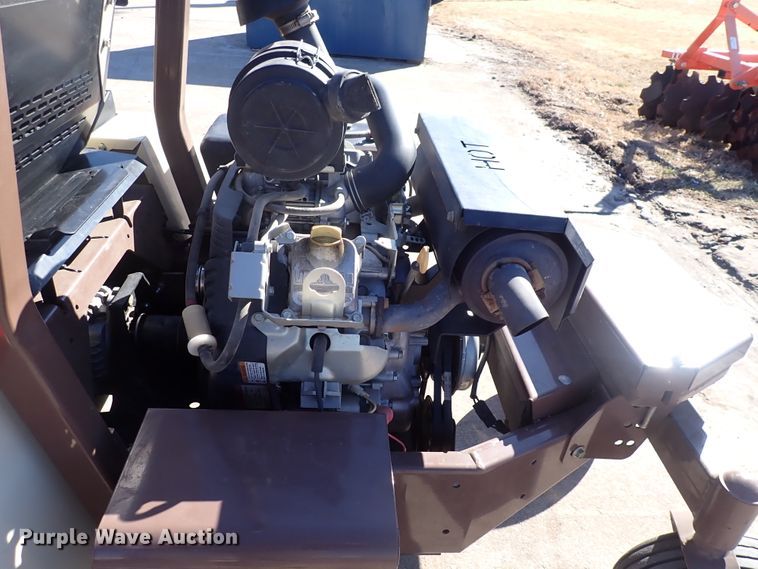 image for item IH9588 Grasshopper 735BT6  ZTR lawn mower