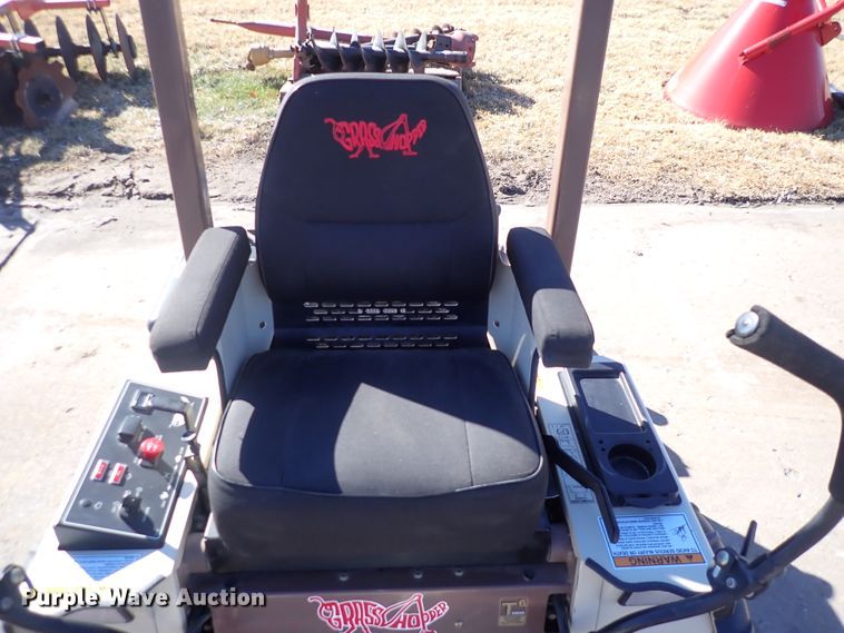 image for item IH9588 Grasshopper 735BT6  ZTR lawn mower