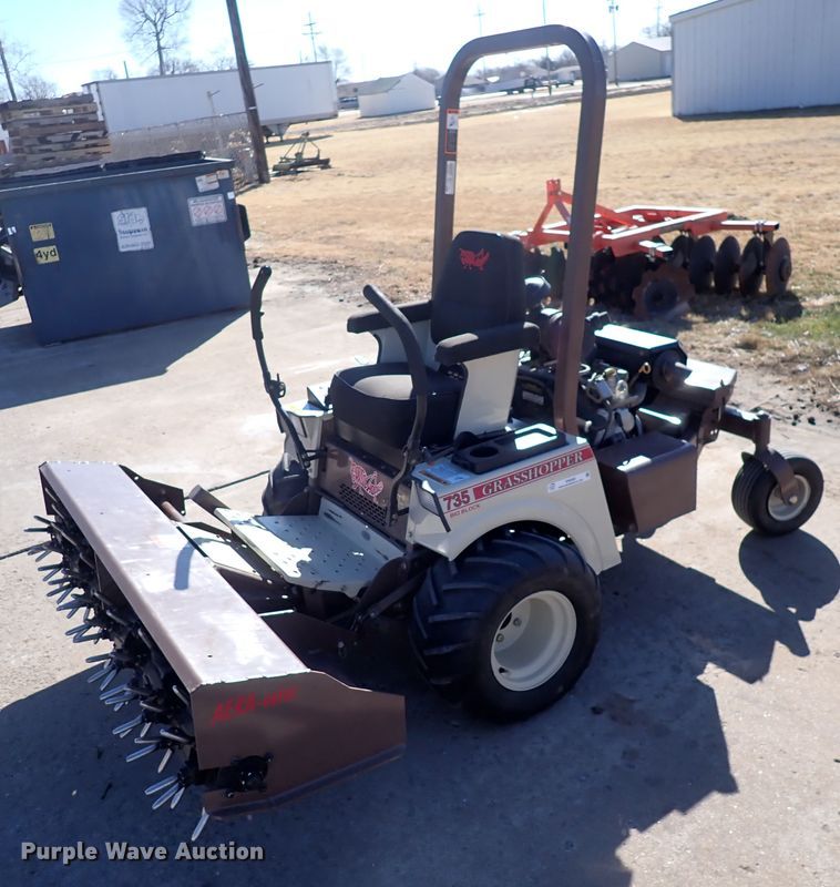 image for item IH9588 Grasshopper 735BT6  ZTR lawn mower