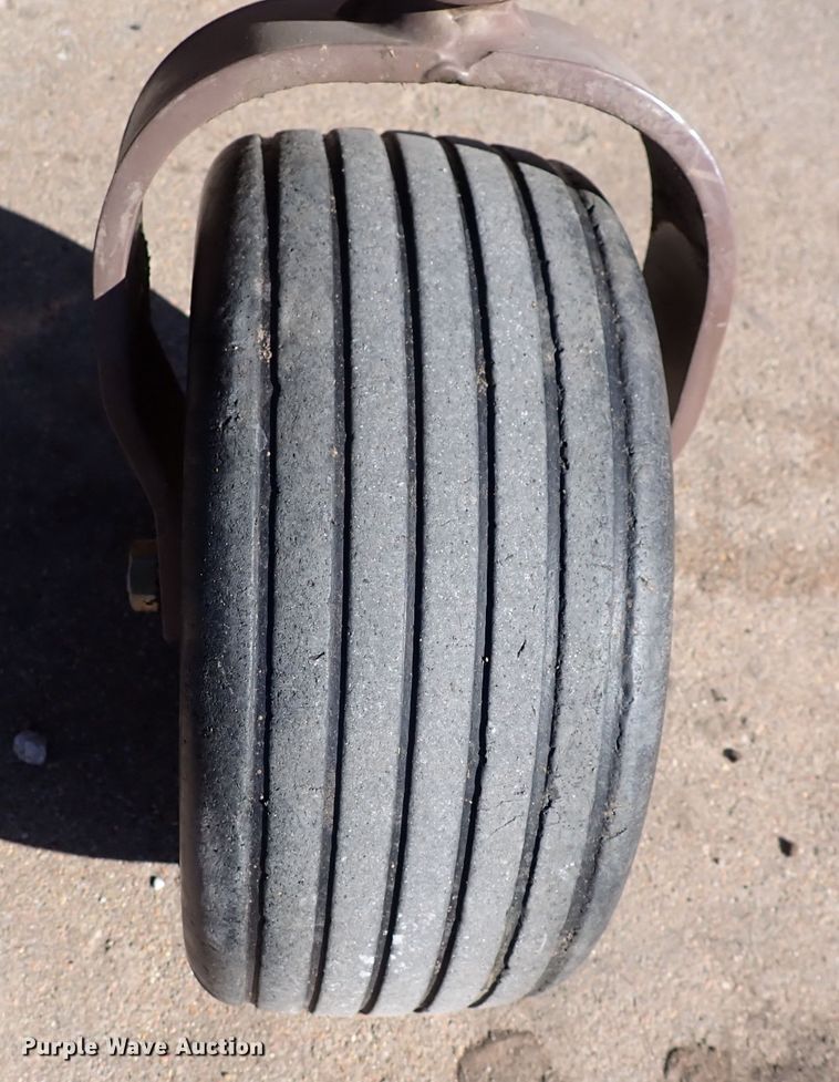 image for item IH9588 Grasshopper 735BT6  ZTR lawn mower