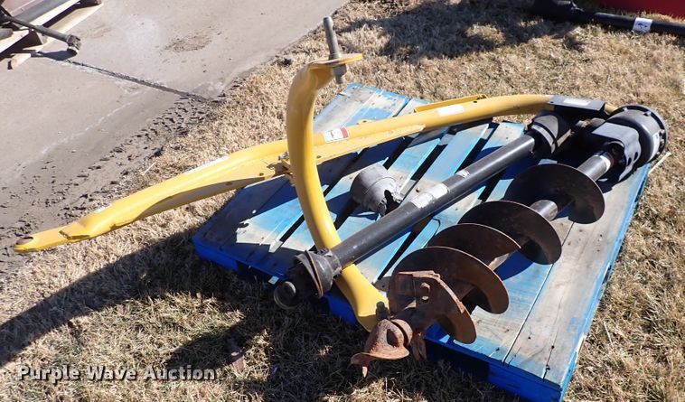 image for item IH9592 County Line post hole auger