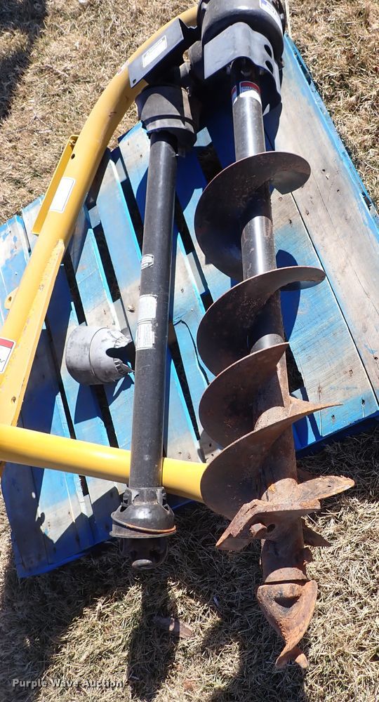 image for item IH9592 County Line post hole auger
