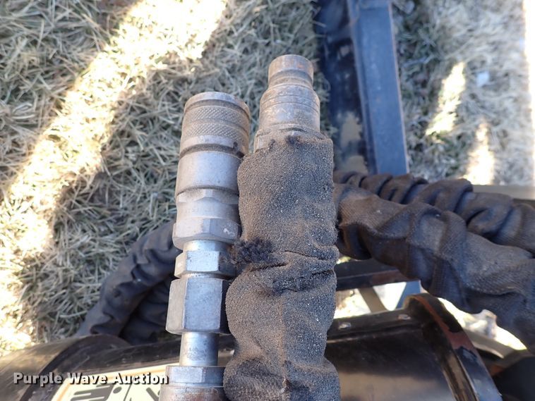 image for item IH9593 Caterpillar A19B skid steer post hole auger