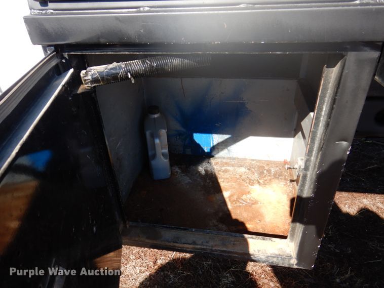 image for item IM9825 2008 Ford F450 Super Duty  dump truck