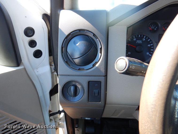 image for item IM9825 2008 Ford F450 Super Duty  dump truck