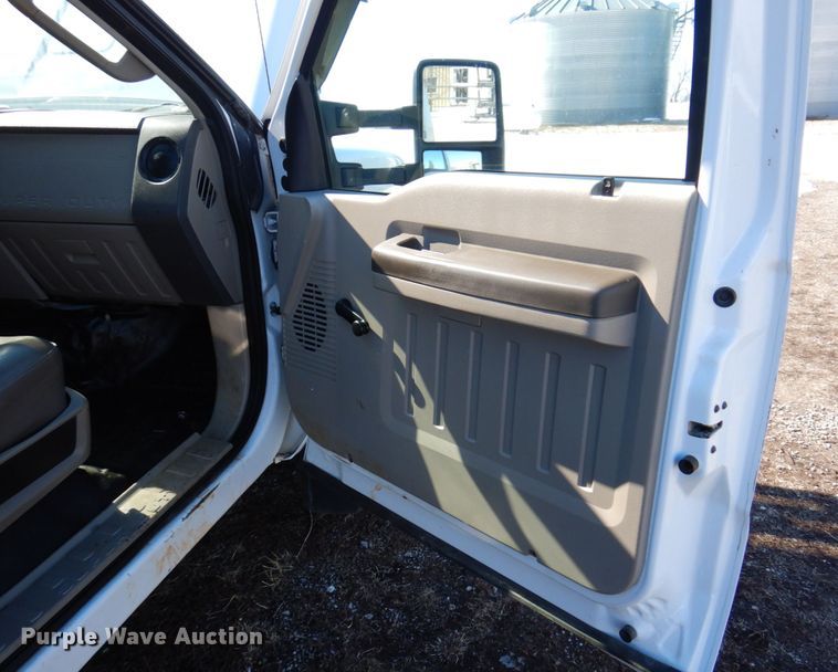 image for item IM9825 2008 Ford F450 Super Duty  dump truck