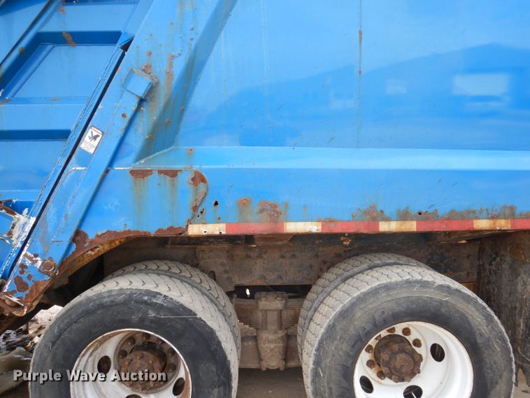 image for item IM9829 2013 International 7400  refuse truck