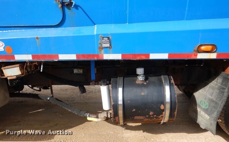 image for item IM9829 2013 International 7400  refuse truck