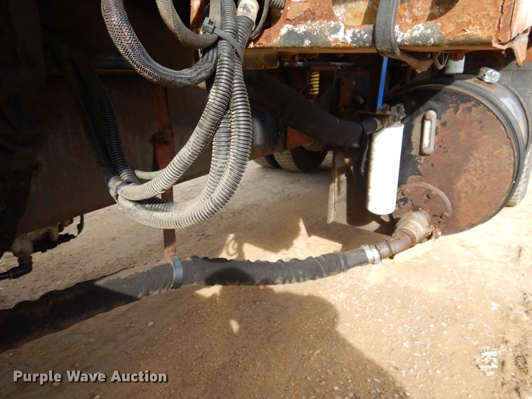 image for item IM9829 2013 International 7400  refuse truck