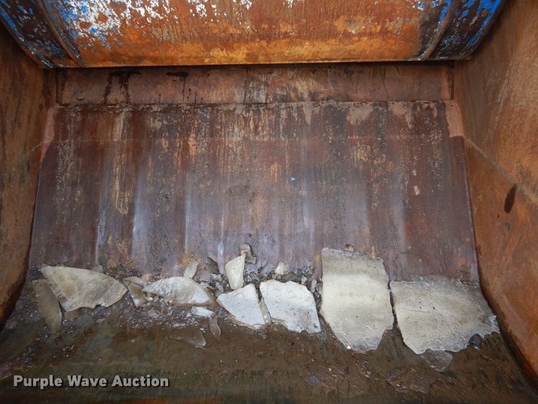 image for item IM9829 2013 International 7400  refuse truck