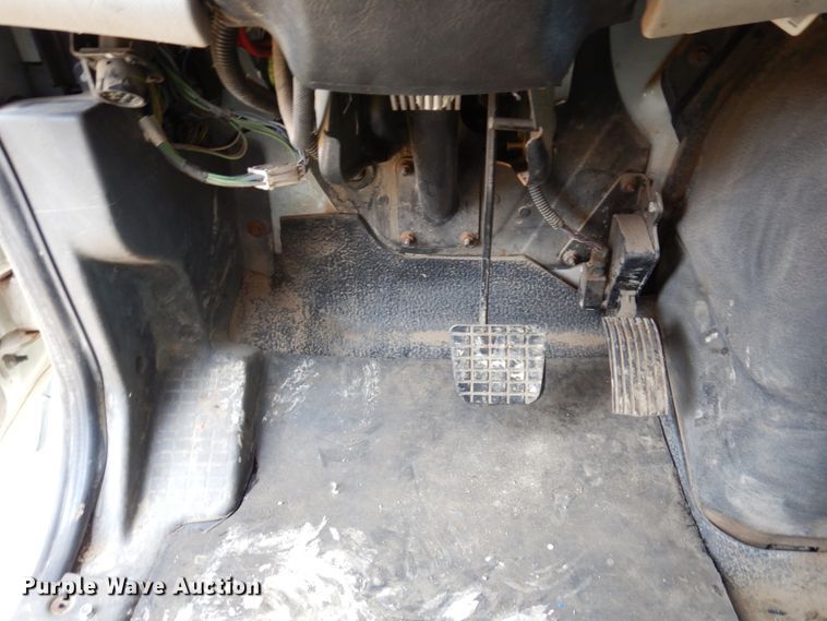 image for item IM9829 2013 International 7400  refuse truck