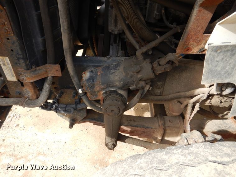 image for item IM9829 2013 International 7400  refuse truck