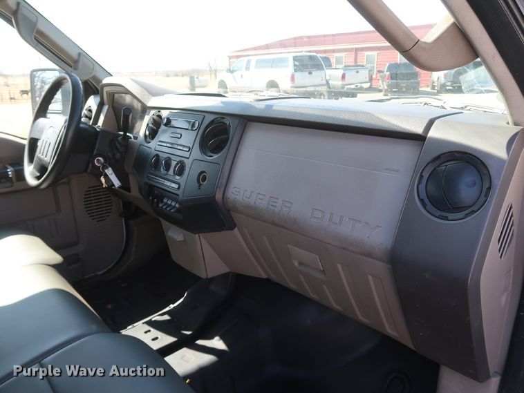 image for item IY9116 2008 Ford F450 Super Duty XL  flatbed truck