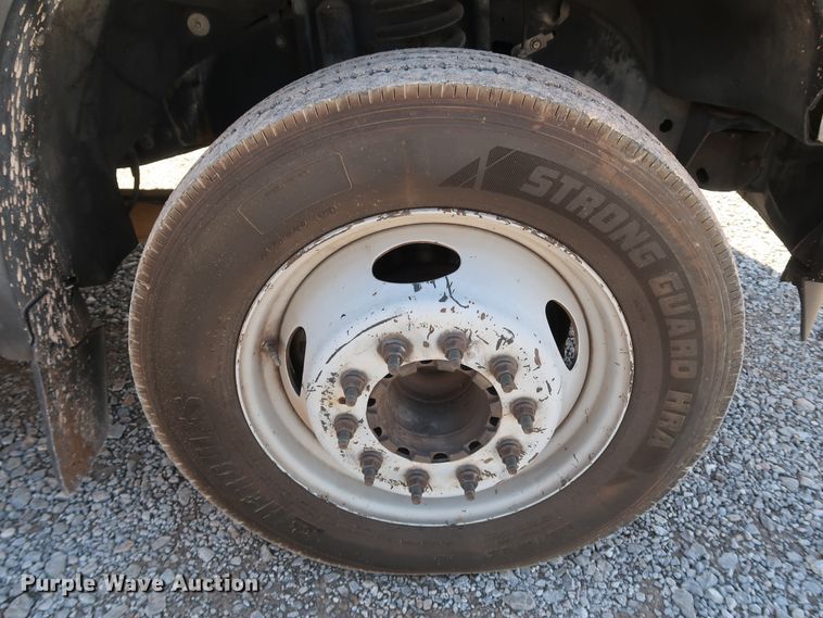 image for item IY9116 2008 Ford F450 Super Duty XL  flatbed truck