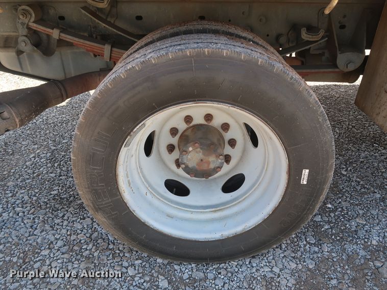 image for item IY9116 2008 Ford F450 Super Duty XL  flatbed truck