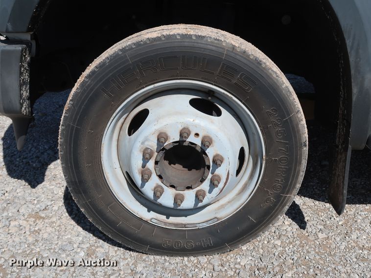 image for item IY9116 2008 Ford F450 Super Duty XL  flatbed truck