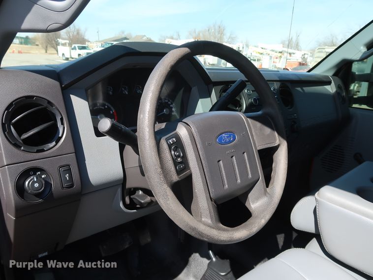 image for item IY9117 2012 Ford F450 Super Duty  flatbed truck