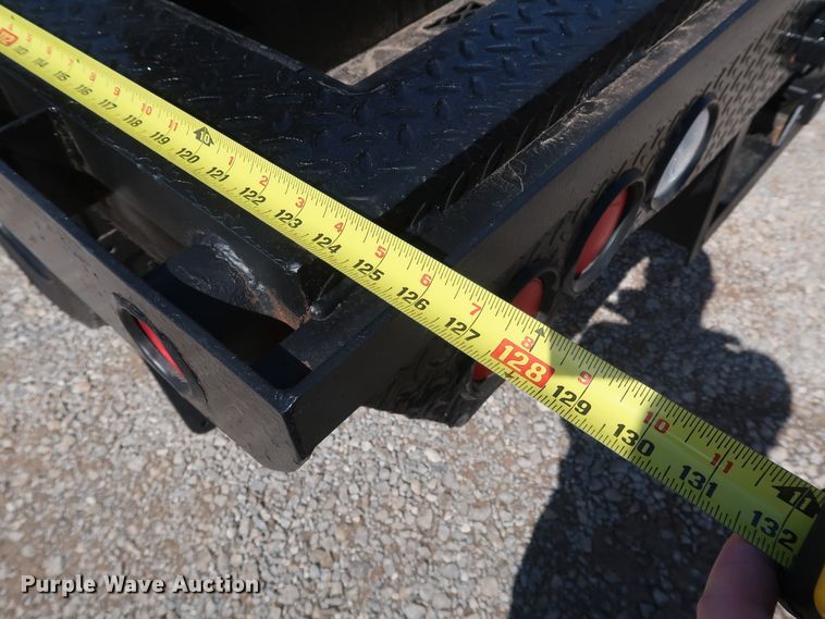 image for item IY9117 2012 Ford F450 Super Duty  flatbed truck