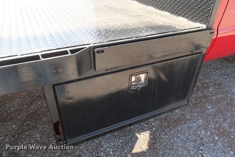 image for item IY9117 2012 Ford F450 Super Duty  flatbed truck