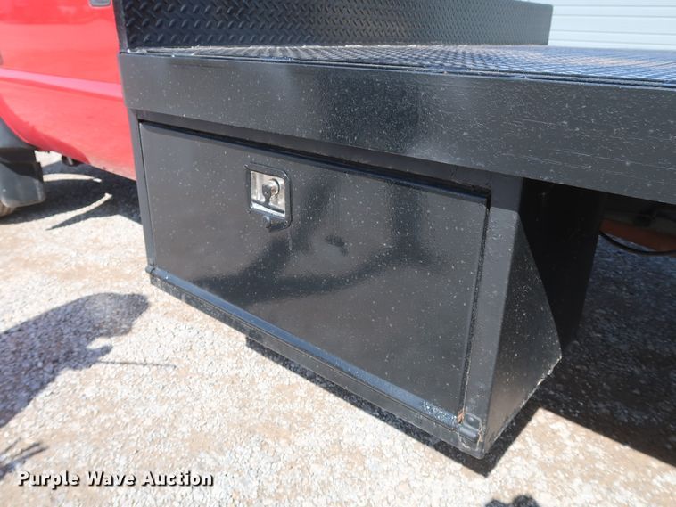 image for item IY9117 2012 Ford F450 Super Duty  flatbed truck