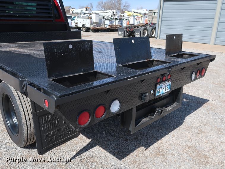 image for item IY9117 2012 Ford F450 Super Duty  flatbed truck