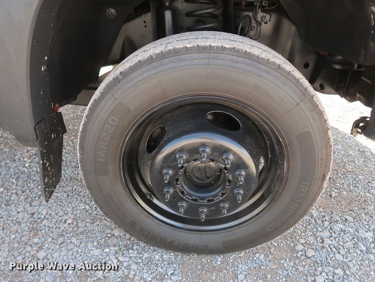 image for item IY9117 2012 Ford F450 Super Duty  flatbed truck