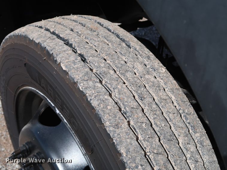 image for item IY9117 2012 Ford F450 Super Duty  flatbed truck