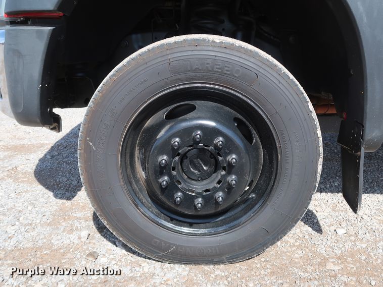 image for item IY9117 2012 Ford F450 Super Duty  flatbed truck