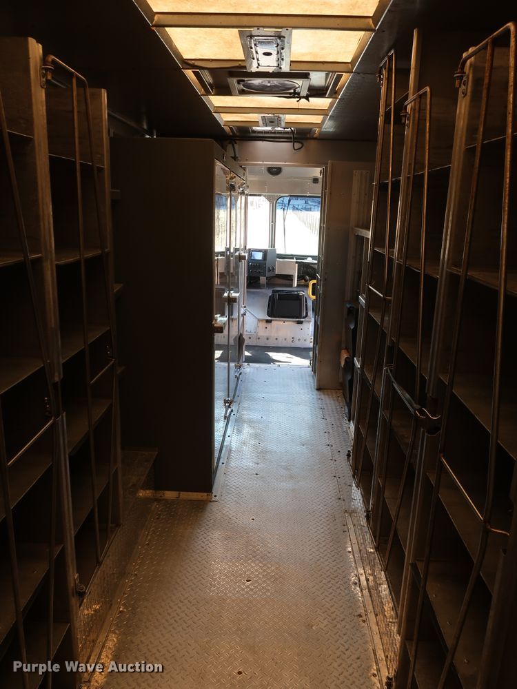 image for item IY9119 2013 Ford F59  refrigerated delivery truck