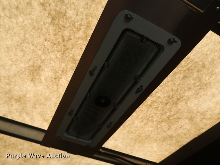 image for item IY9119 2013 Ford F59  refrigerated delivery truck