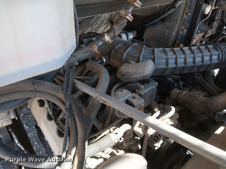 image for item IY9119 2013 Ford F59  refrigerated delivery truck