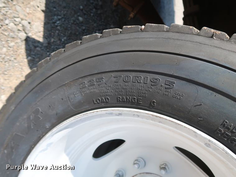 image for item IY9119 2013 Ford F59  refrigerated delivery truck