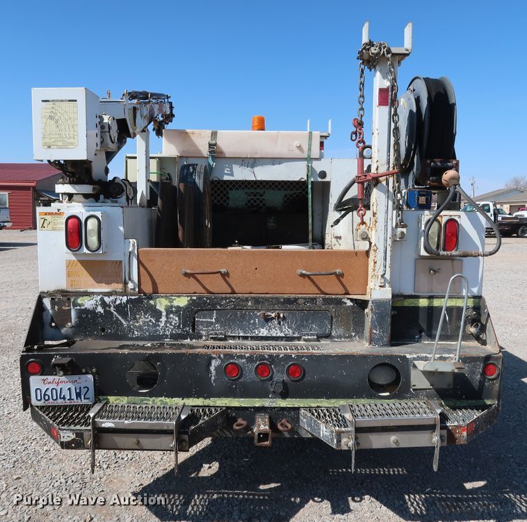 image for item IY9147 2012 Ford F550 Super Duty XL  Crew Cab utility / service truck