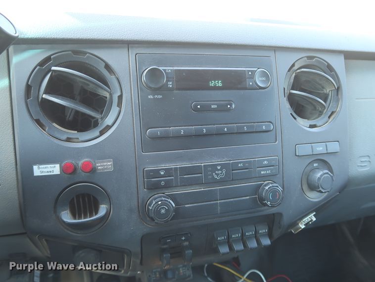 image for item IY9147 2012 Ford F550 Super Duty XL  Crew Cab utility / service truck