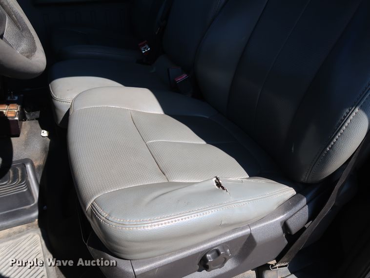 image for item IY9147 2012 Ford F550 Super Duty XL  Crew Cab utility / service truck