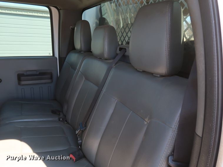 image for item IY9147 2012 Ford F550 Super Duty XL  Crew Cab utility / service truck