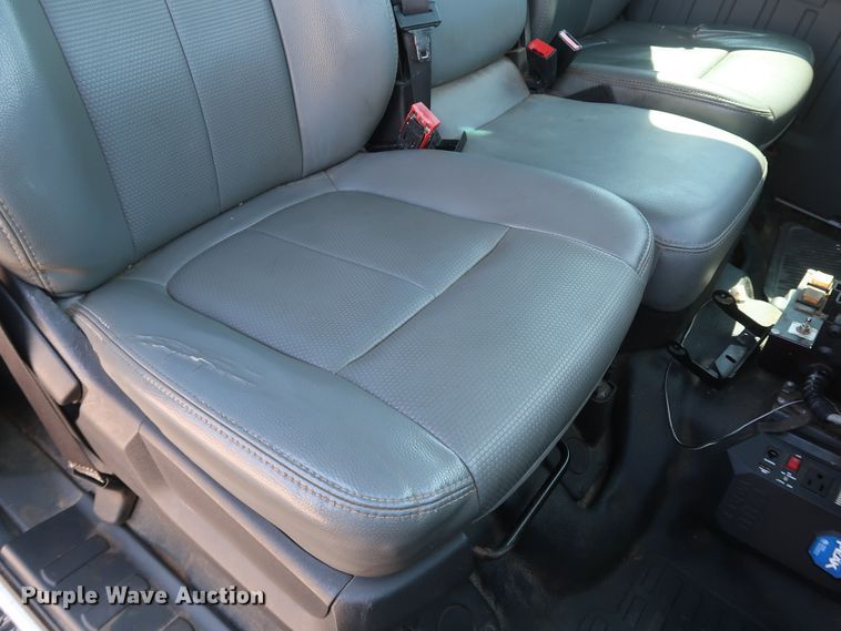 image for item IY9147 2012 Ford F550 Super Duty XL  Crew Cab utility / service truck