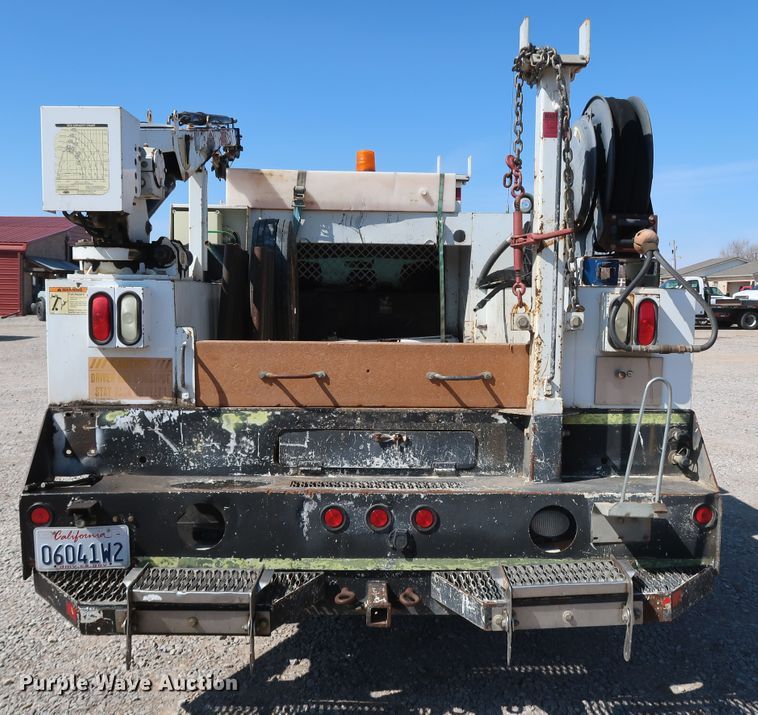 image for item IY9147 2012 Ford F550 Super Duty XL  Crew Cab utility / service truck