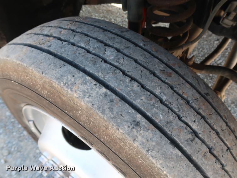 image for item IY9147 2012 Ford F550 Super Duty XL  Crew Cab utility / service truck