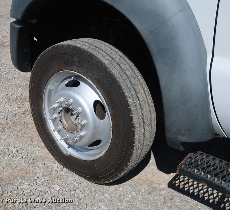 image for item IY9147 2012 Ford F550 Super Duty XL  Crew Cab utility / service truck