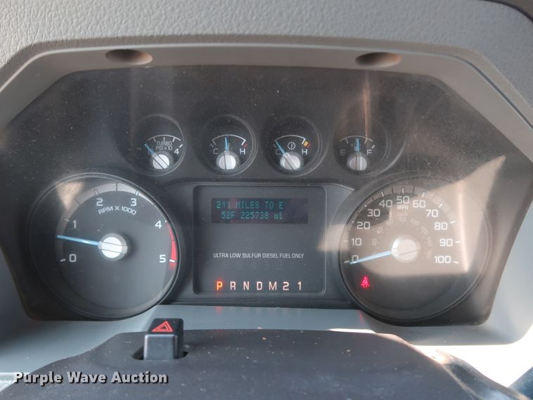 image for item IY9148 2012 Ford F450 Super Duty XL  Crew Cab utility / service truck