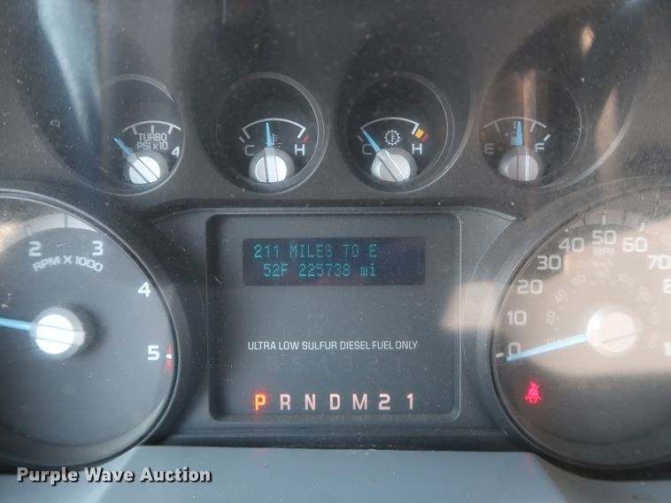 image for item IY9148 2012 Ford F450 Super Duty XL  Crew Cab utility / service truck